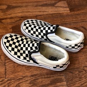 Vans checkerboard black and white size 3